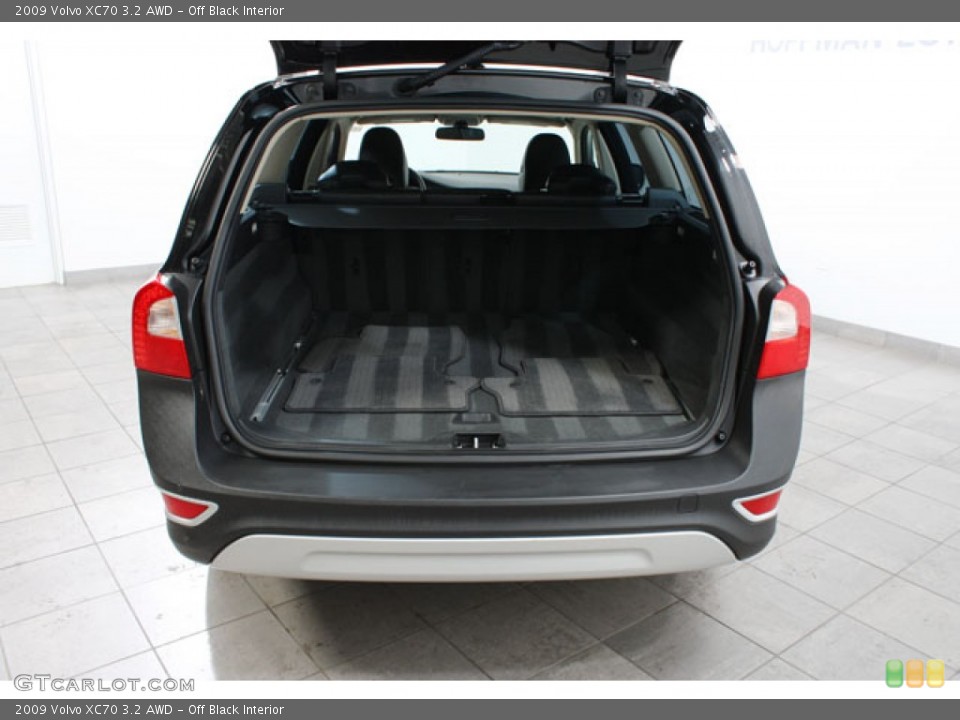 Off Black Interior Trunk for the 2009 Volvo XC70 3.2 AWD #59989524
