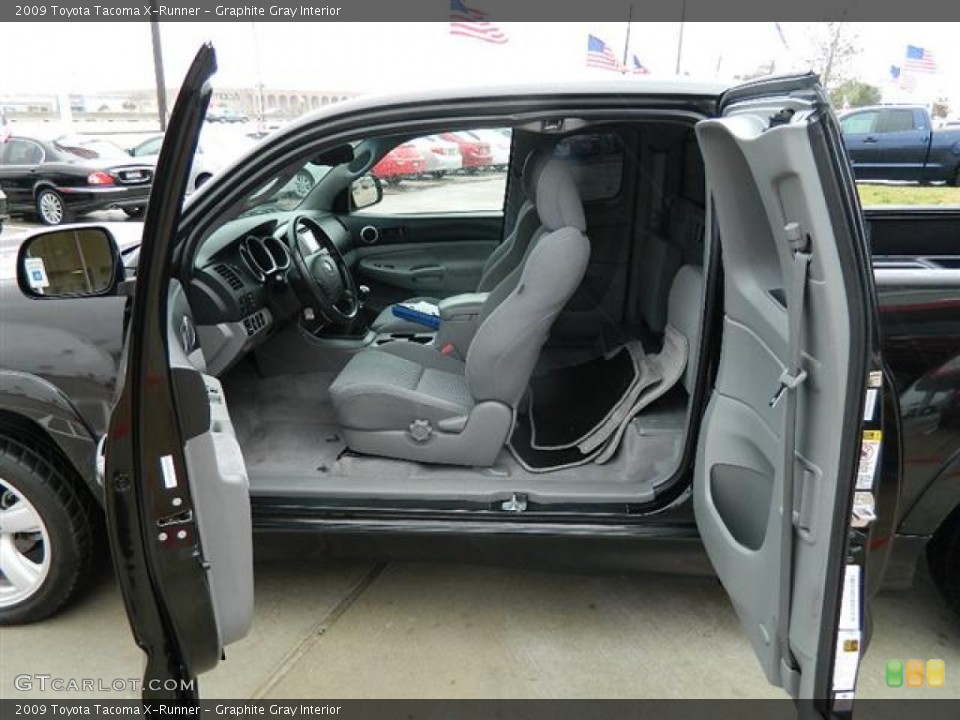 Graphite Gray Interior Photo for the 2009 Toyota Tacoma X-Runner #59990120