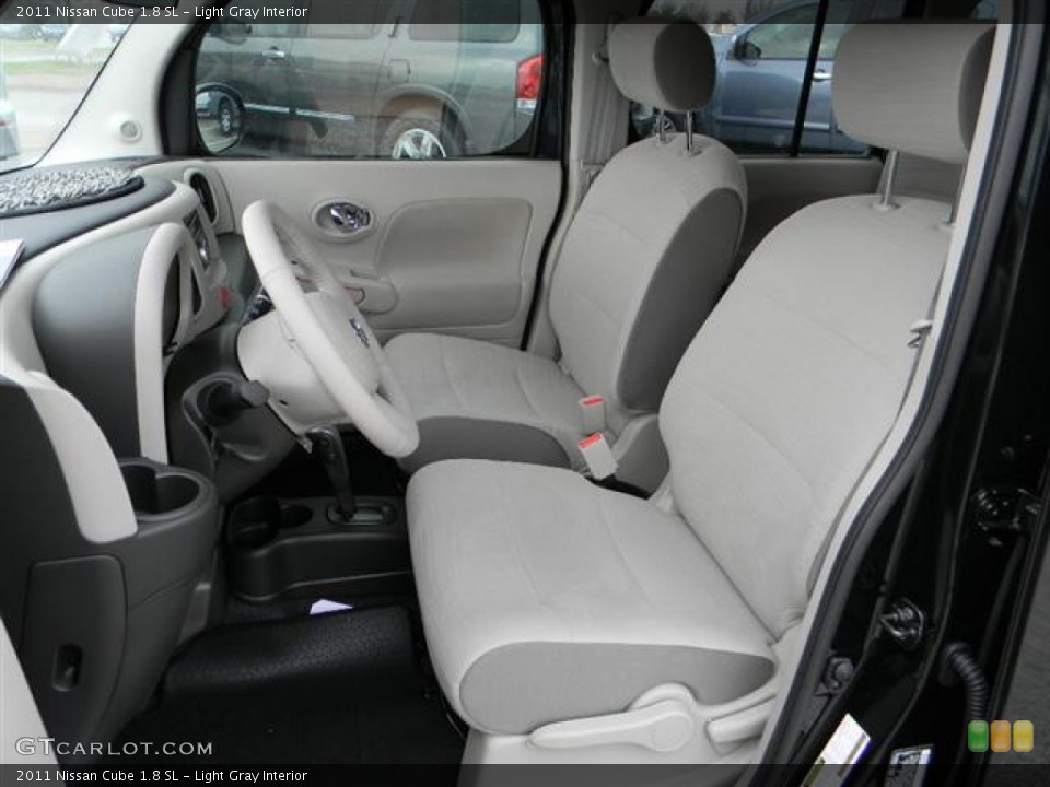 Light Gray Interior Front Seat for the 2011 Nissan Cube 1.8 SL #59990518