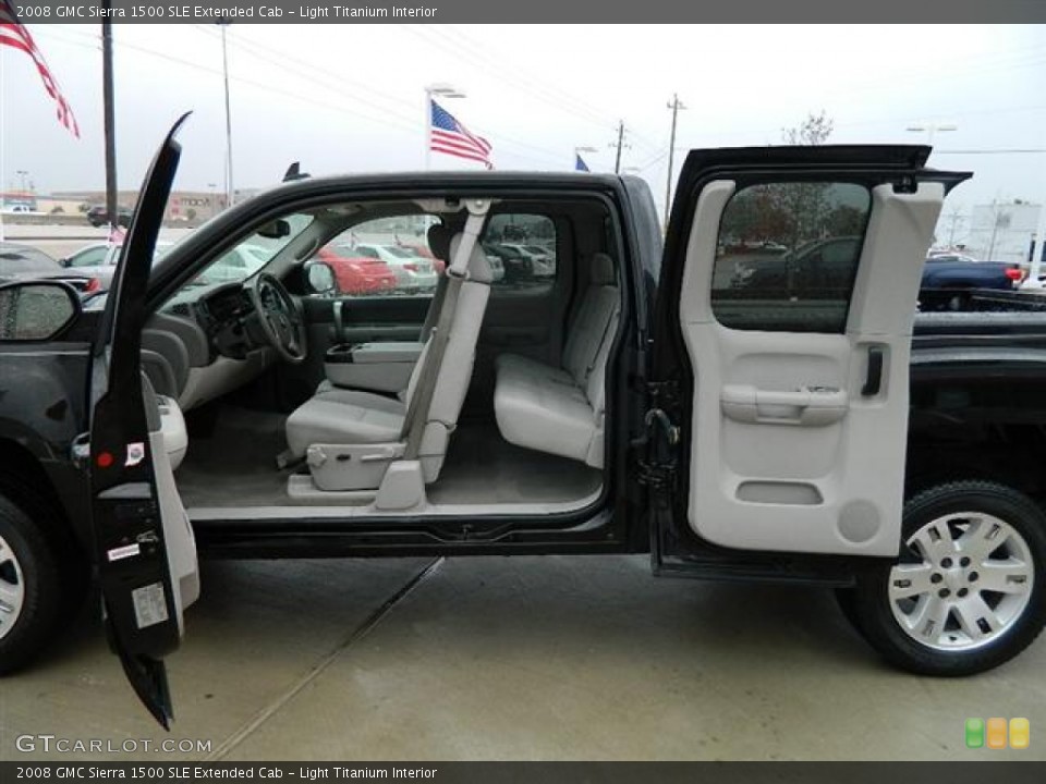 Light Titanium Interior Photo for the 2008 GMC Sierra 1500 SLE Extended Cab #59991068