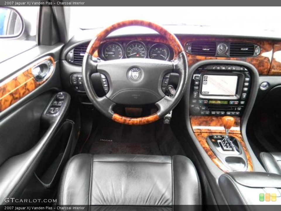 Charcoal Interior Dashboard for the 2007 Jaguar XJ Vanden Plas #59993340