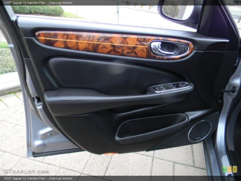 Charcoal Interior Door Panel for the 2007 Jaguar XJ Vanden Plas #59993347
