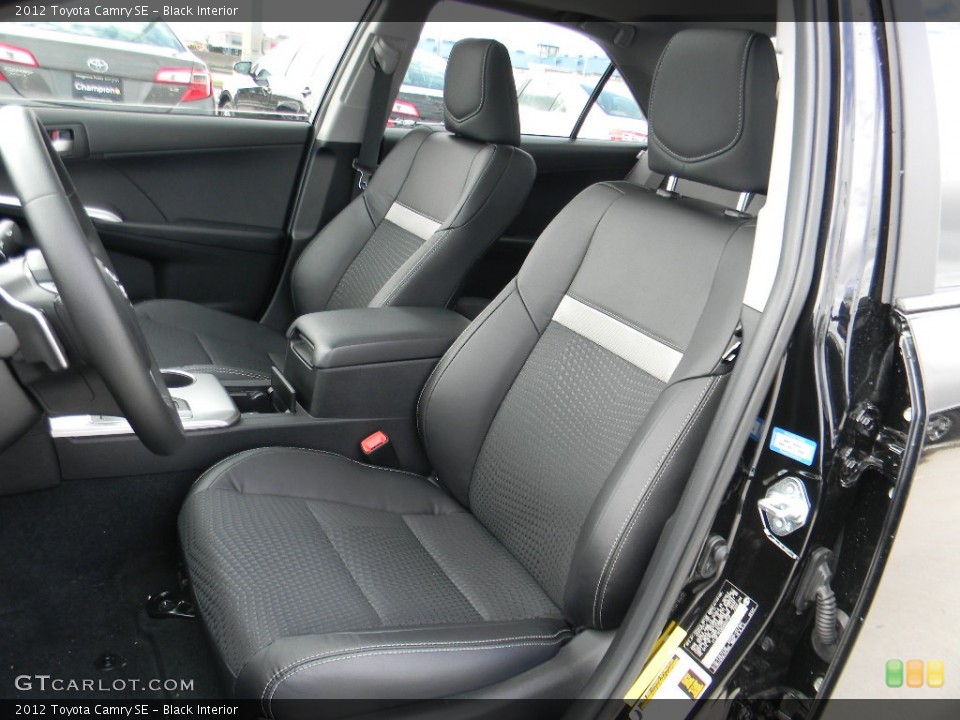 Black Interior Photo for the 2012 Toyota Camry SE #59994419