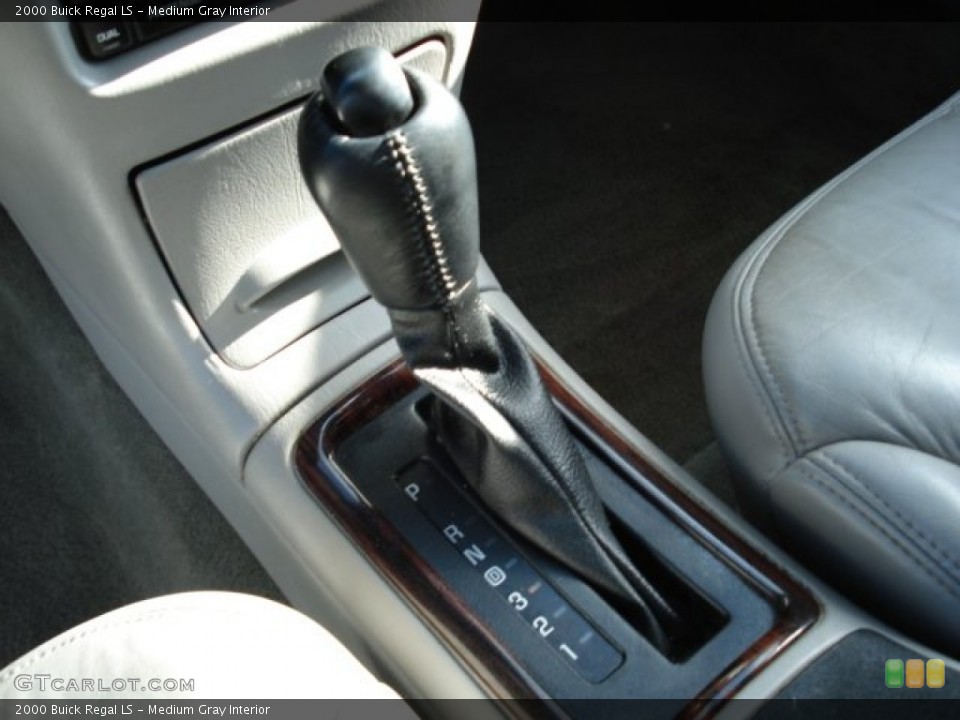 Medium Gray Interior Transmission for the 2000 Buick Regal LS #60012944