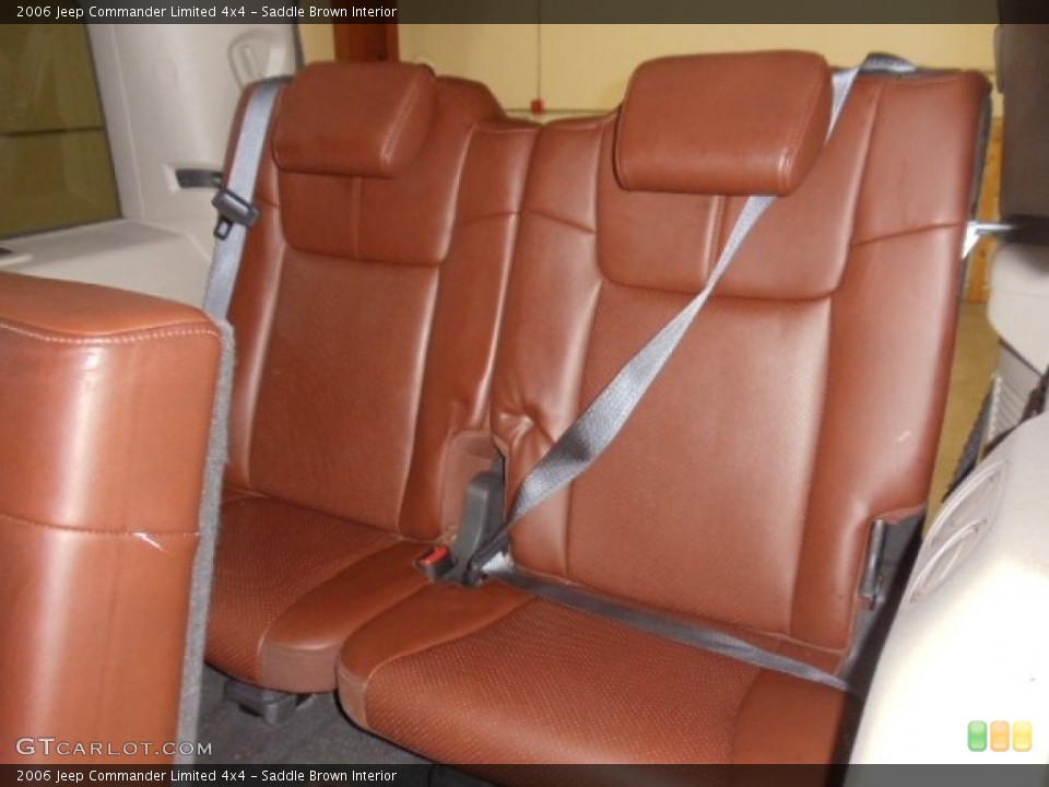 Saddle Brown Interior Rear Seat for the 2006 Jeep Commander Limited 4x4 #60017386