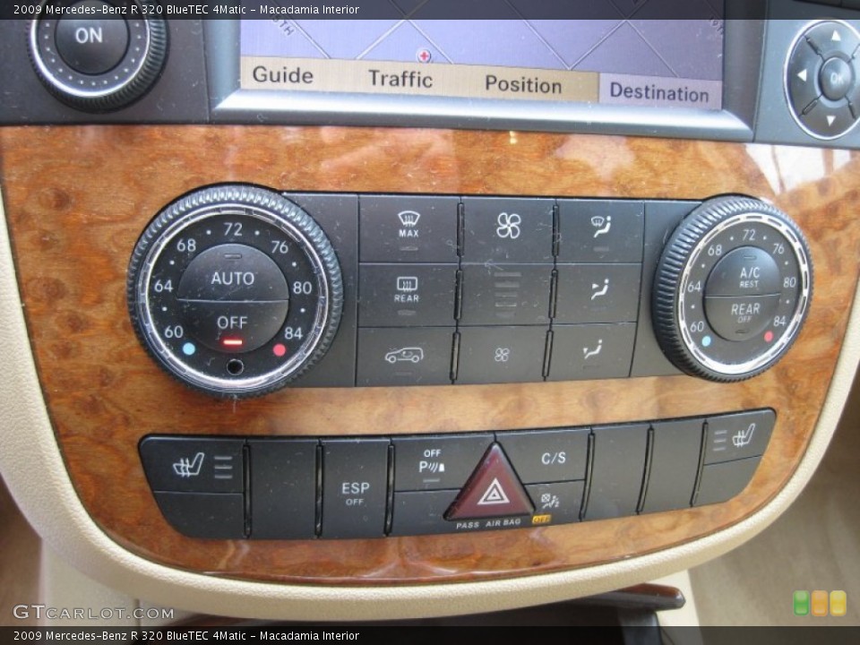 Macadamia Interior Controls for the 2009 Mercedes-Benz R 320 BlueTEC 4Matic #60019195