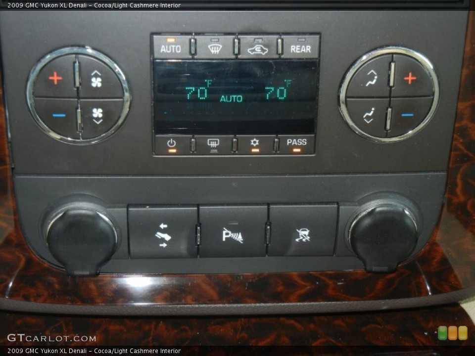 Cocoa/Light Cashmere Interior Controls for the 2009 GMC Yukon XL Denali #60024125