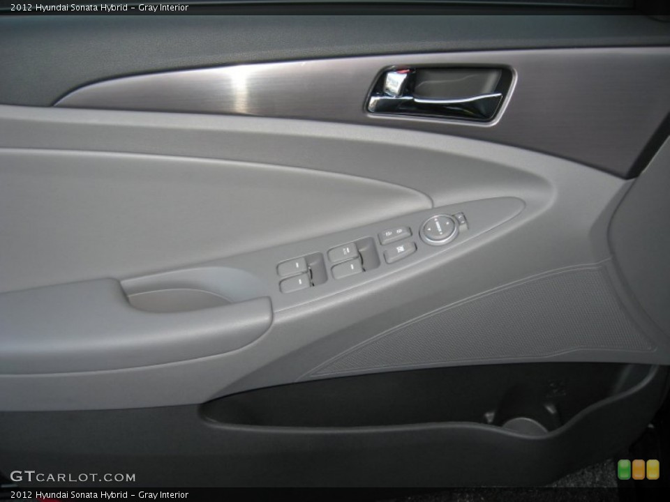 Gray Interior Controls for the 2012 Hyundai Sonata Hybrid #60028412