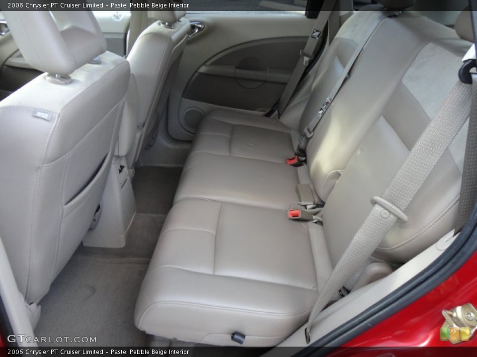 Pastel Pebble Beige Interior Photo for the 2006 Chrysler PT Cruiser Limited #60031694