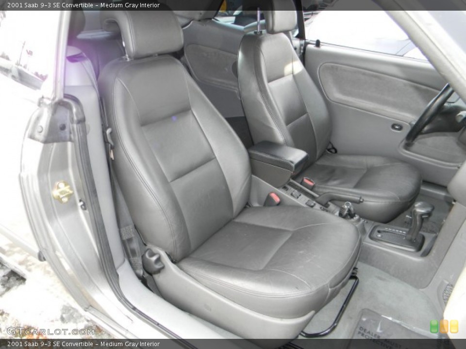 Medium Gray Interior Photo for the 2001 Saab 9-3 SE Convertible #60032966