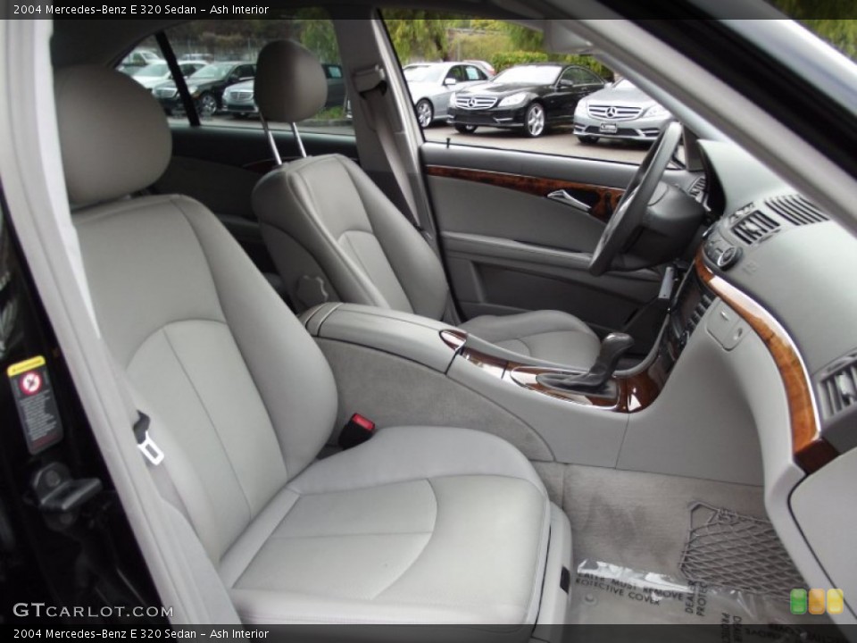 Ash Interior Photo for the 2004 Mercedes-Benz E 320 Sedan #60034373