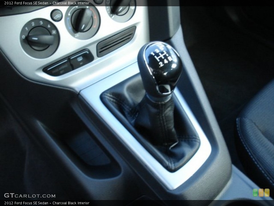 Charcoal Black Interior Transmission for the 2012 Ford Focus SE Sedan #60044402