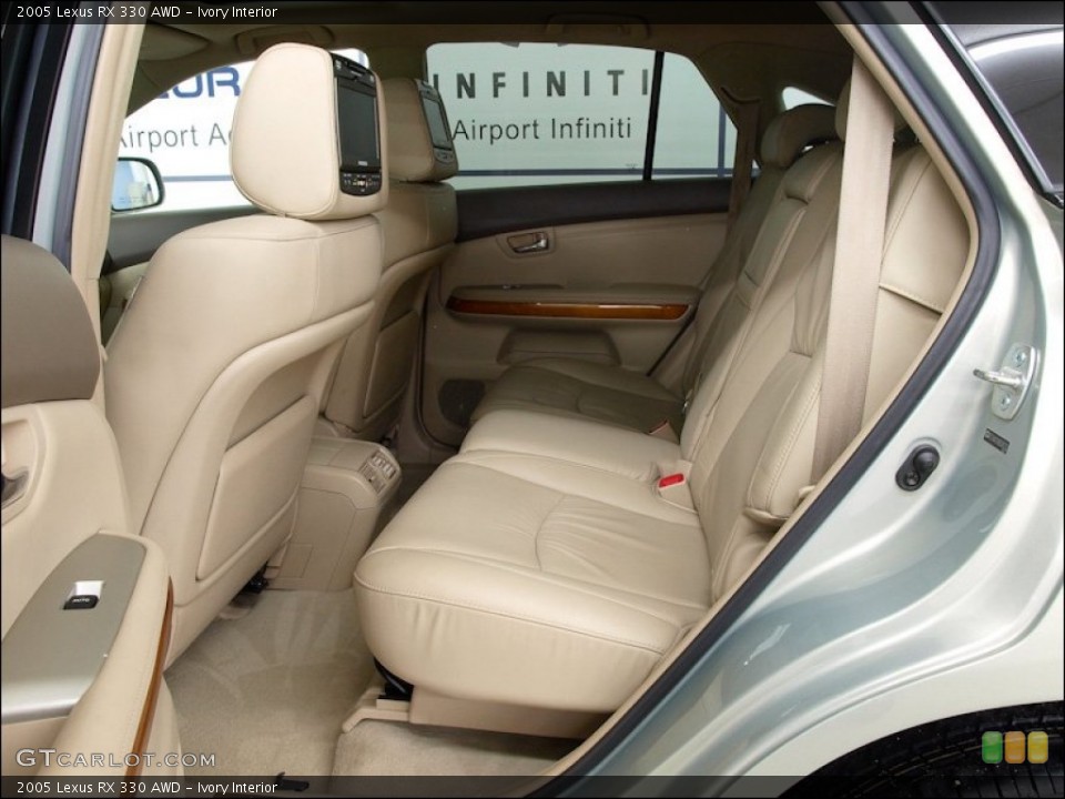 Ivory Interior Photo for the 2005 Lexus RX 330 AWD #60046896