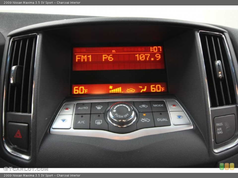 Charcoal Interior Controls for the 2009 Nissan Maxima 3.5 SV Sport #60063943