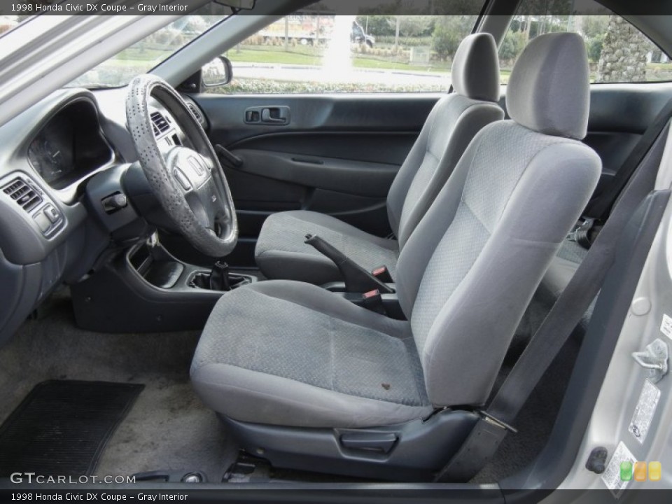 Gray Interior Photo for the 1998 Honda Civic DX Coupe #60068301