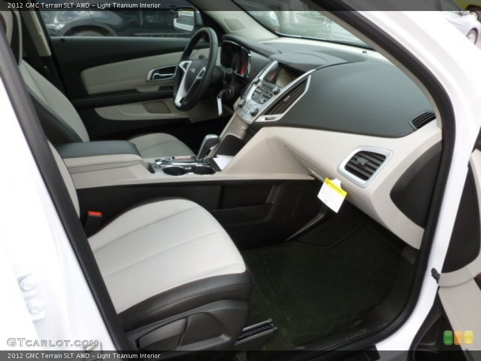 Light Titanium Interior Photo for the 2012 GMC Terrain SLT AWD #60070887