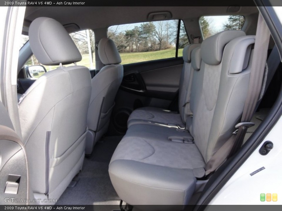 Ash Gray Interior Rear Seat for the 2009 Toyota RAV4 V6 4WD #60080766