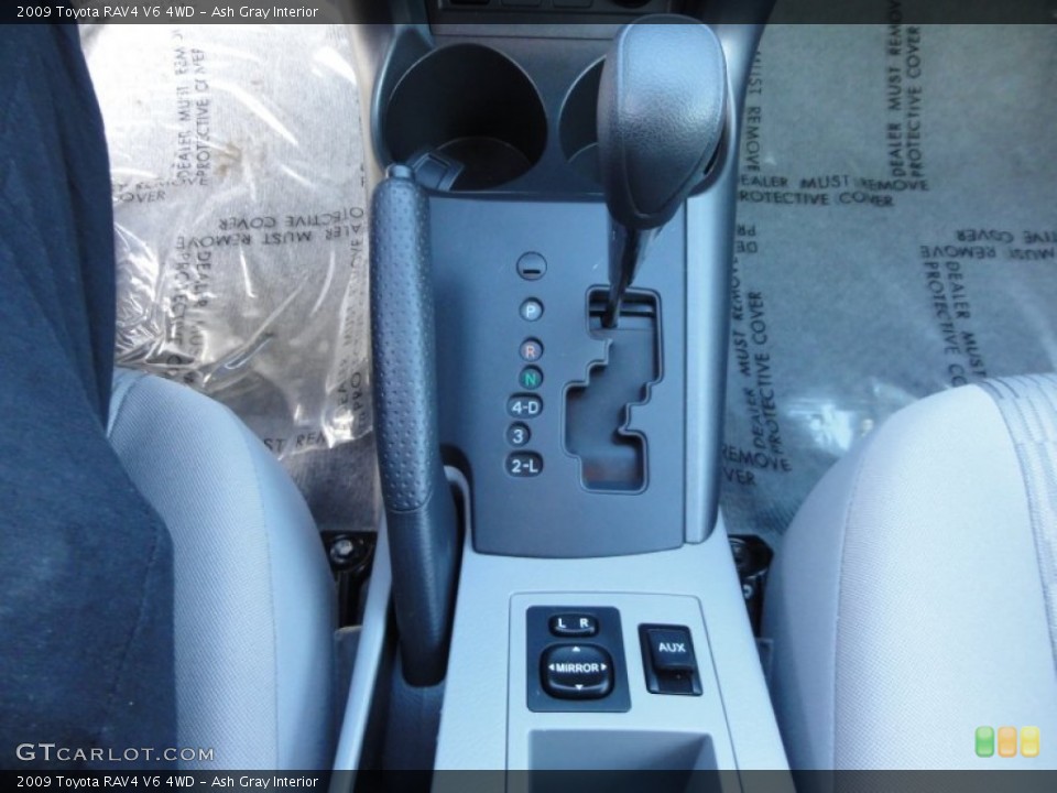 Ash Gray Interior Transmission for the 2009 Toyota RAV4 V6 4WD #60080856