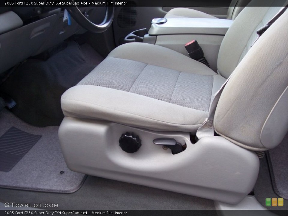 Medium Flint Interior Controls for the 2005 Ford F250 Super Duty FX4 SuperCab 4x4 #60087690