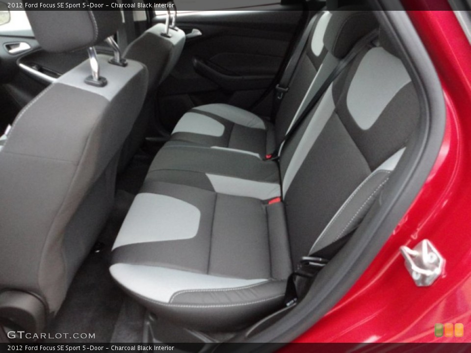 Charcoal Black Interior Photo for the 2012 Ford Focus SE Sport 5-Door #60091392