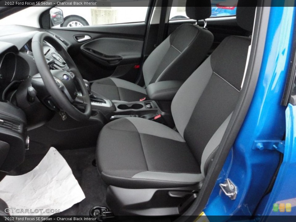 Charcoal Black Interior Photo for the 2012 Ford Focus SE Sedan #60095475