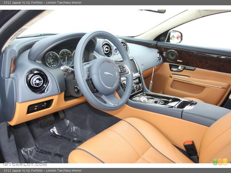 London Tan/Navy 2012 Jaguar XJ Interiors