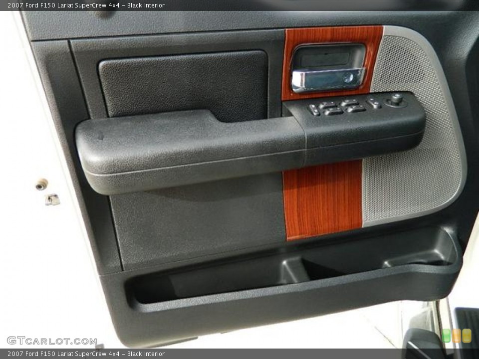 Black Interior Door Panel for the 2007 Ford F150 Lariat SuperCrew 4x4 #60097929