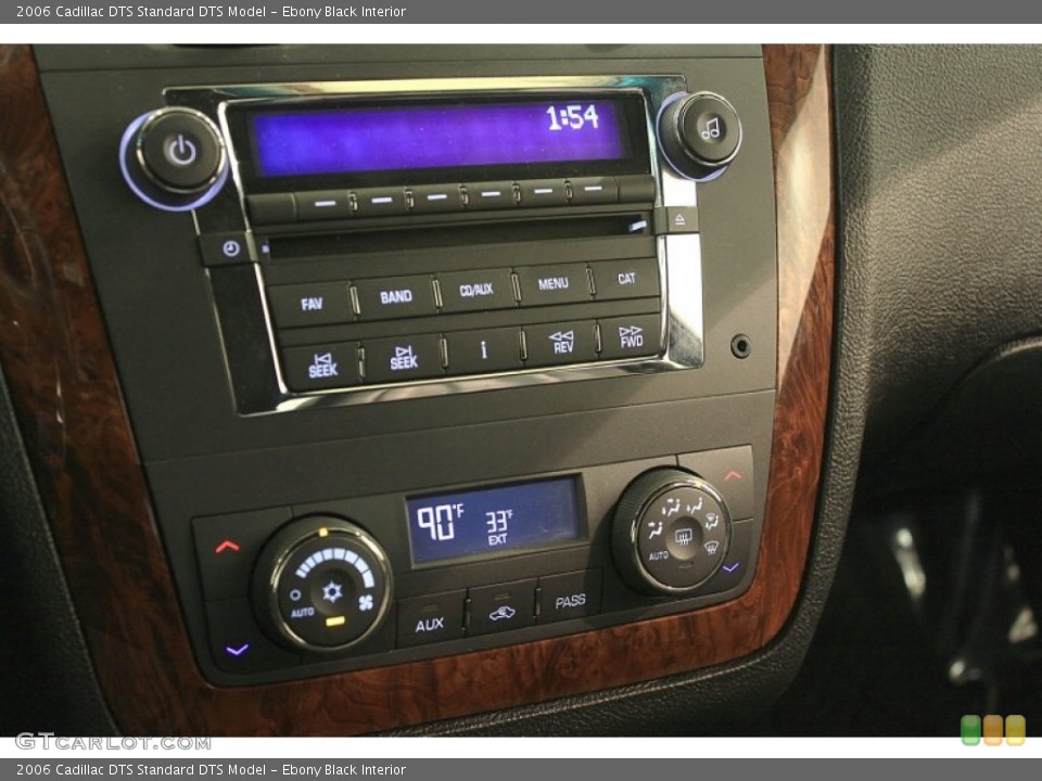 Ebony Black Interior Controls for the 2006 Cadillac DTS  #60104463