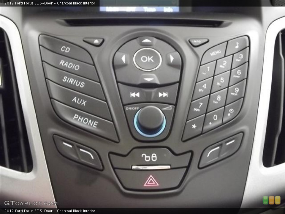 Charcoal Black Interior Controls for the 2012 Ford Focus SE 5-Door #60122299