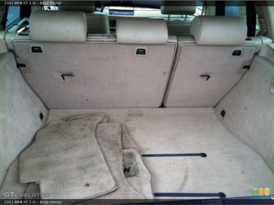 Beige Interior Trunk for the 2001 BMW X5 3.0i #60123031