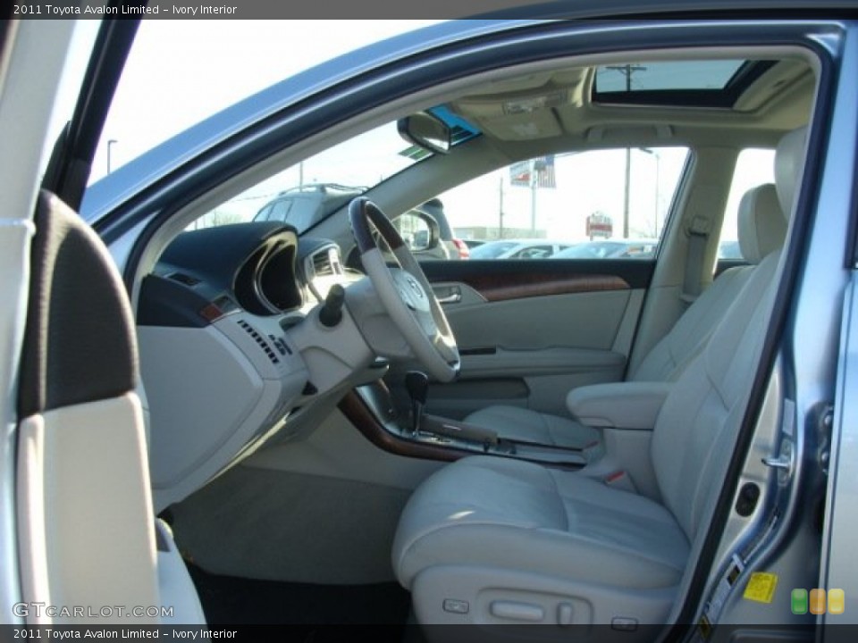 Ivory Interior Photo for the 2011 Toyota Avalon Limited #60128924