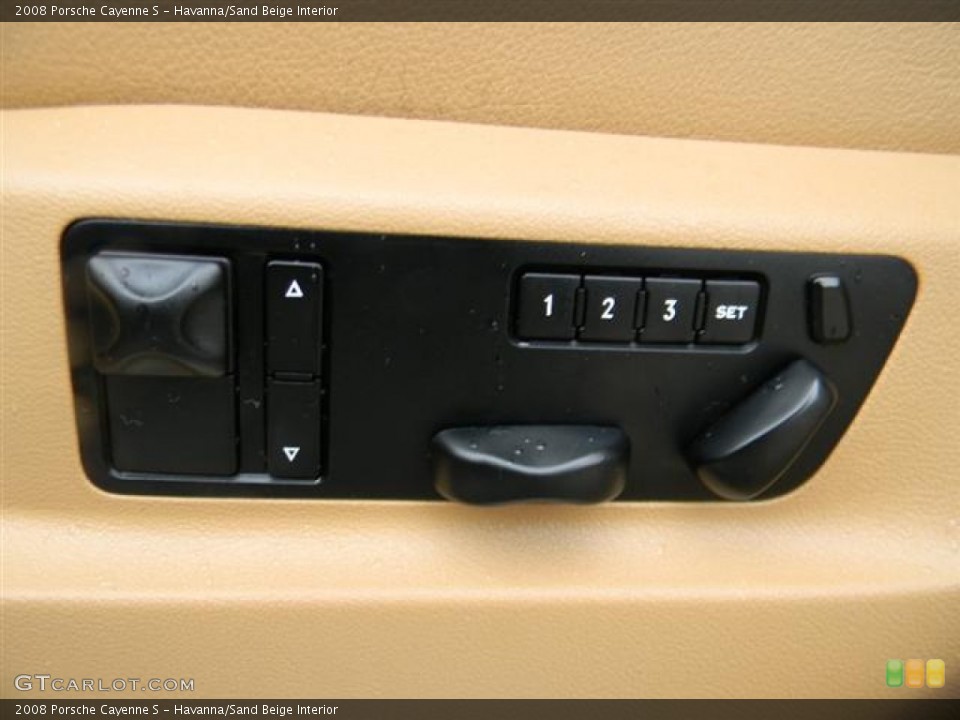 Havanna/Sand Beige Interior Controls for the 2008 Porsche Cayenne S #60155333