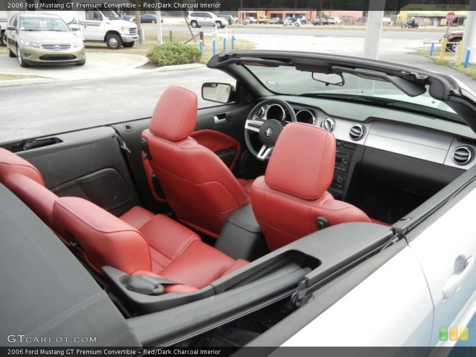 Red/Dark Charcoal Interior Photo for the 2006 Ford Mustang GT Premium Convertible #60158721