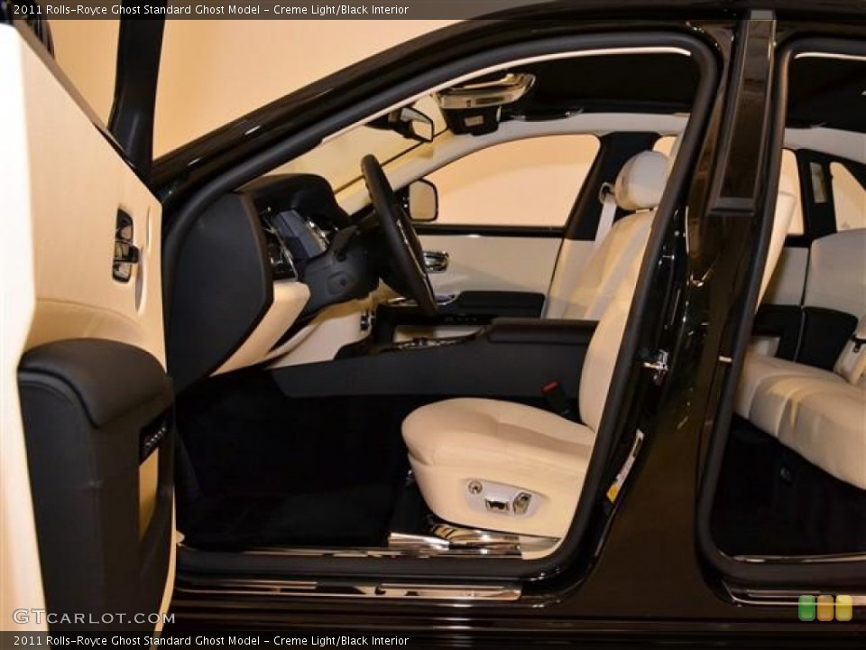 Creme Light/Black Interior Photo for the 2011 Rolls-Royce Ghost  #60167685