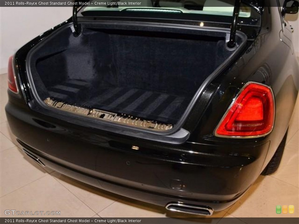 Creme Light/Black Interior Trunk for the 2011 Rolls-Royce Ghost  #60167844