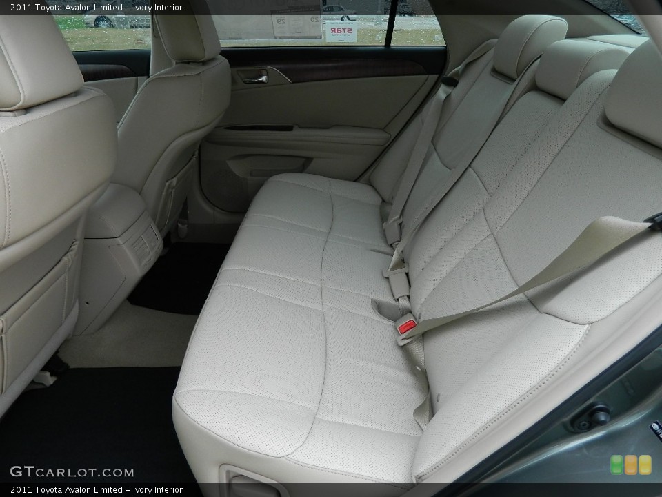 Ivory Interior Photo for the 2011 Toyota Avalon Limited #60168279