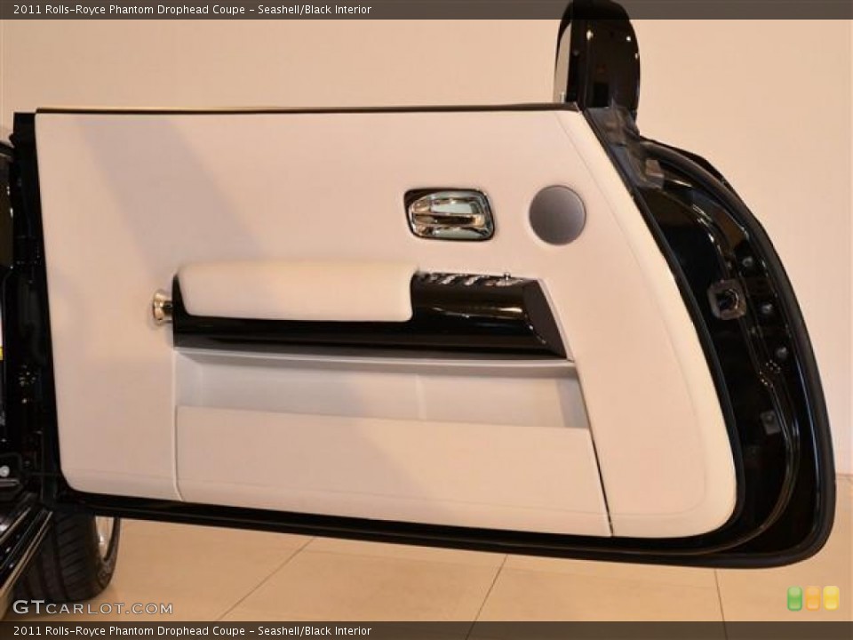 Seashell/Black Interior Door Panel for the 2011 Rolls-Royce Phantom Drophead Coupe #60169152