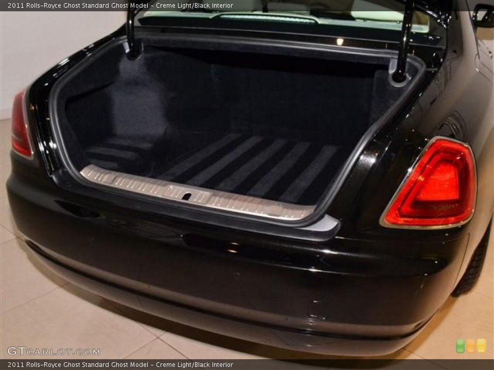 Creme Light/Black Interior Trunk for the 2011 Rolls-Royce Ghost  #60169401
