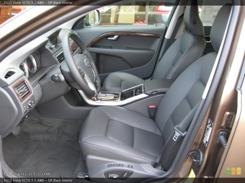 Off Black Interior Photo for the 2012 Volvo XC70 3.2 AWD #60170244
