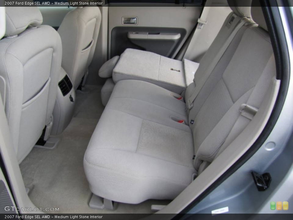 Medium Light Stone Interior Photo for the 2007 Ford Edge SEL AWD #60176646