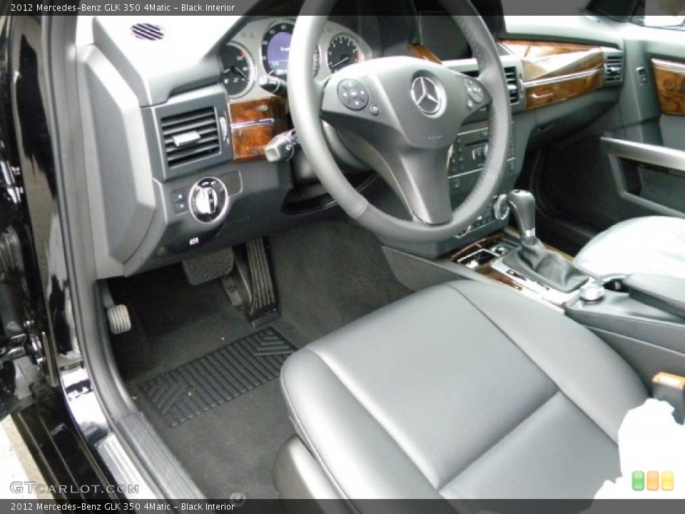 Black Interior Photo for the 2012 Mercedes-Benz GLK 350 4Matic #60182127