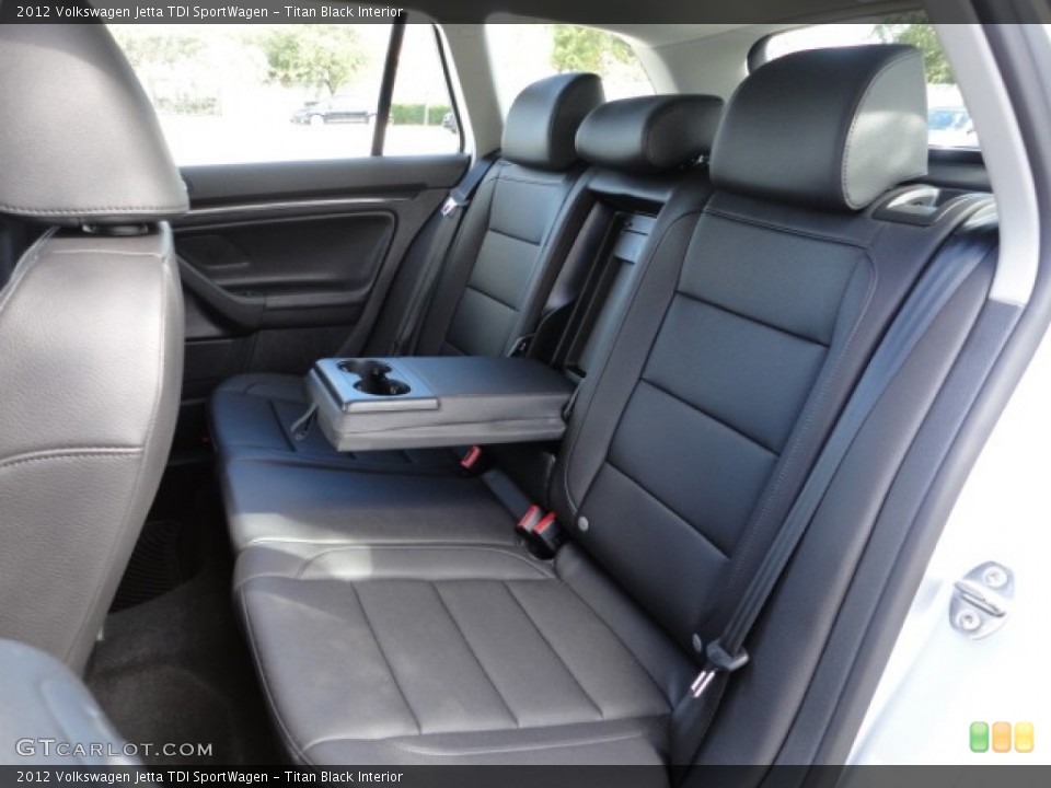 Titan Black Interior Photo for the 2012 Volkswagen Jetta TDI SportWagen #60185839