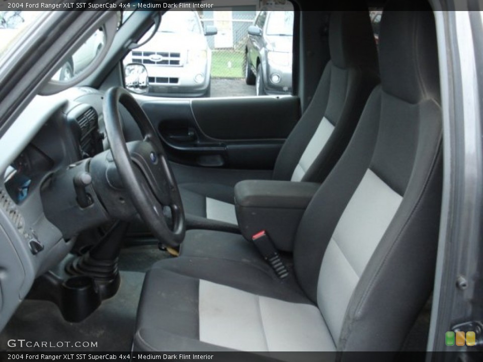Medium Dark Flint Interior Photo for the 2004 Ford Ranger XLT SST SuperCab 4x4 #60190968