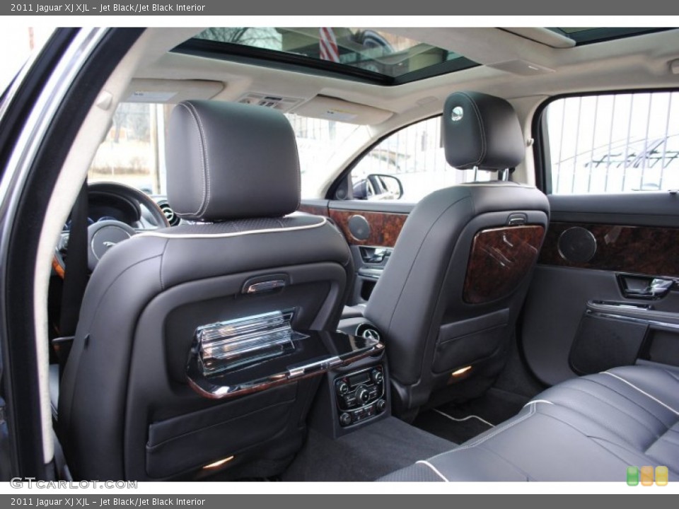 Jet Black/Jet Black Interior Photo for the 2011 Jaguar XJ XJL #60194056