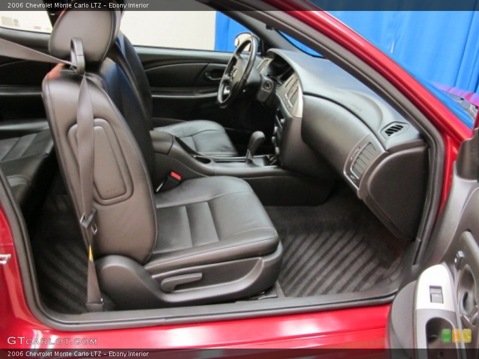 Ebony Interior Photo for the 2006 Chevrolet Monte Carlo LTZ #60198151