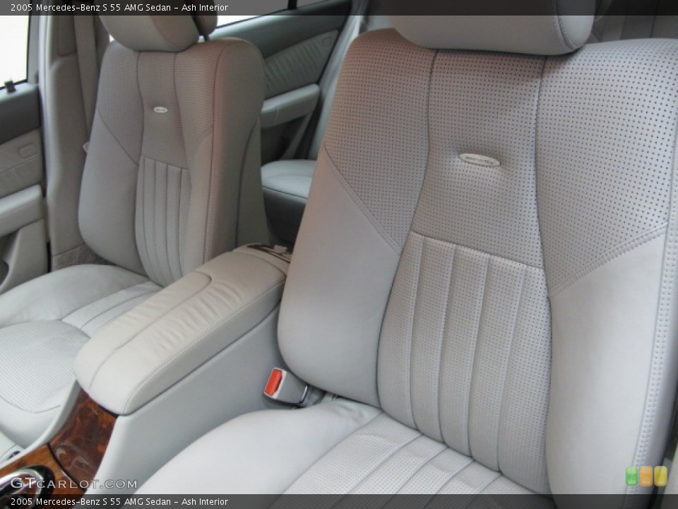 Ash Interior Photo for the 2005 Mercedes-Benz S 55 AMG Sedan #60198526