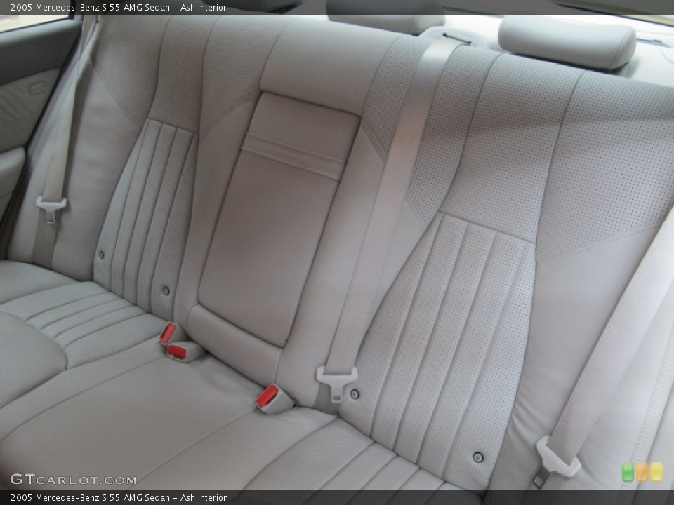 Ash Interior Photo for the 2005 Mercedes-Benz S 55 AMG Sedan #60198544