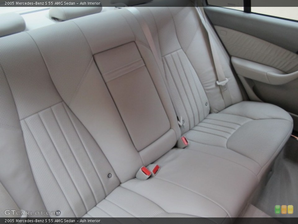Ash Interior Rear Seat for the 2005 Mercedes-Benz S 55 AMG Sedan #60198562