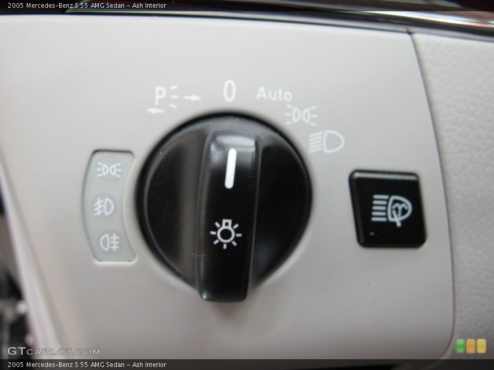 Ash Interior Controls for the 2005 Mercedes-Benz S 55 AMG Sedan #60198748
