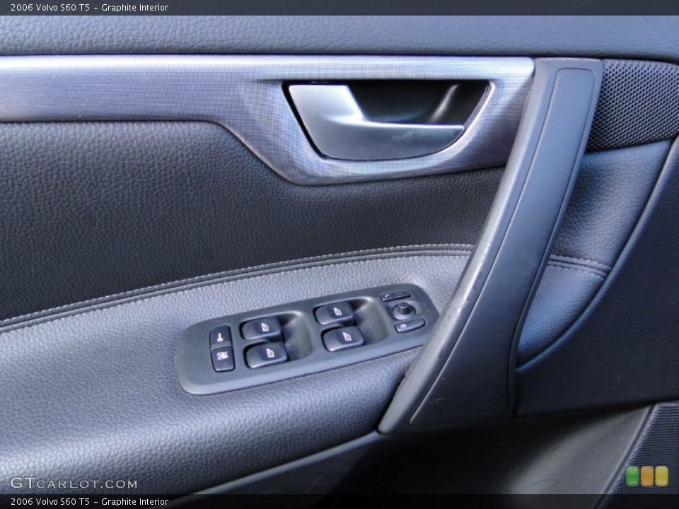 Graphite Interior Controls for the 2006 Volvo S60 T5 #60206164